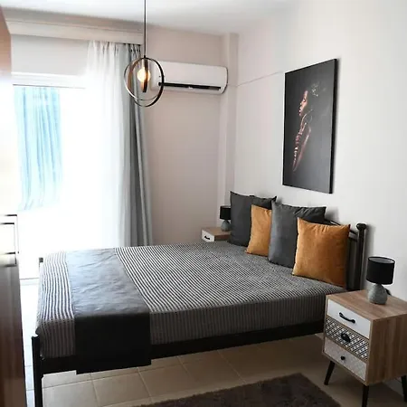 Апартаменти Be My Guest